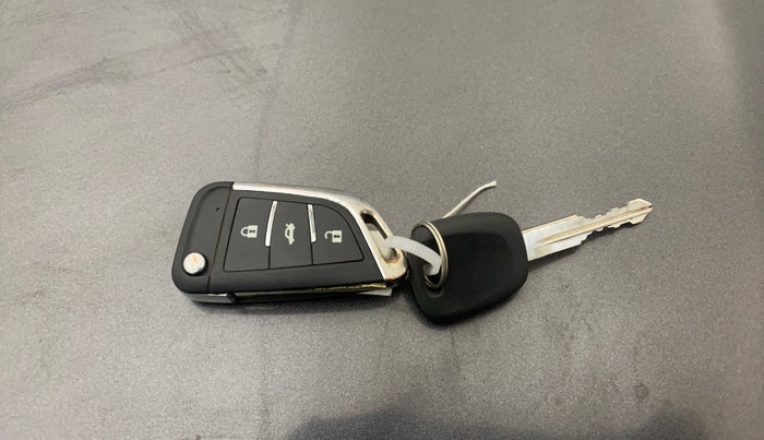 2023 Maruti Alto K10 VXI CNG, CNG, Manual, 25,717 km, Key Close Up