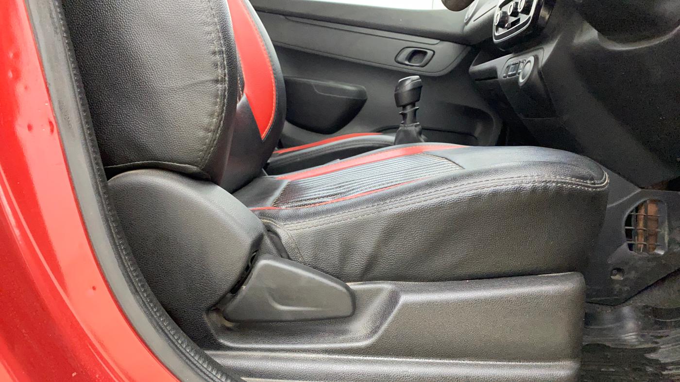 2018 Renault Kwid RXT 1.0 (O), Petrol, Manual, 23,668 km, Driver Side Adjustment Panel