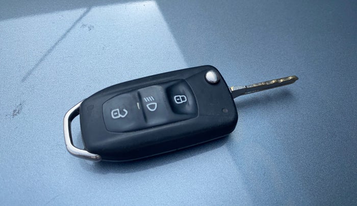 2018 Tata Tiago XZ PETROL, Petrol, Manual, 51,520 km, Key Close Up