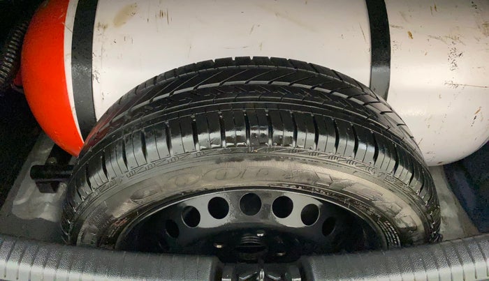 2016 Hyundai Grand i10 MAGNA AT 1.2 KAPPA VTVT, CNG, Automatic, 74,819 km, Spare Tyre