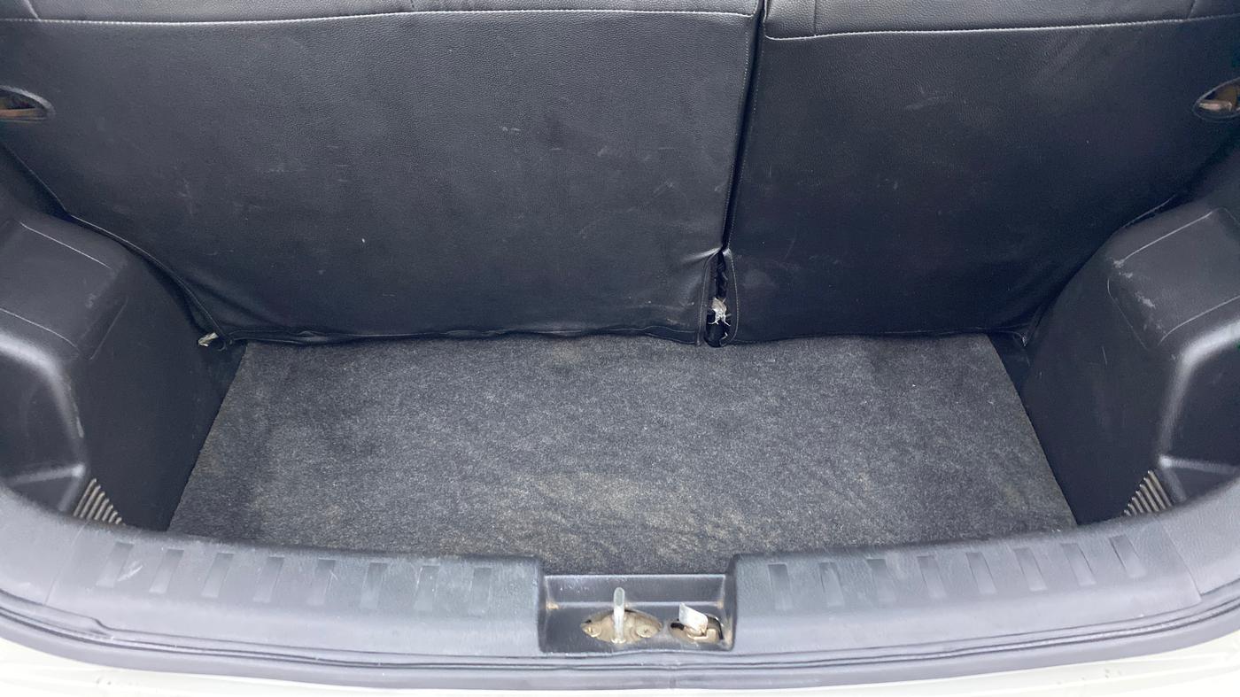 2015 Maruti Swift VXI D, Petrol, Manual, 62,447 km, Boot Inside