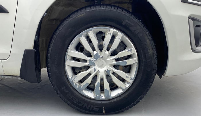2015 Maruti Swift VXI D, Petrol, Manual, 62,447 km, Right Front Wheel
