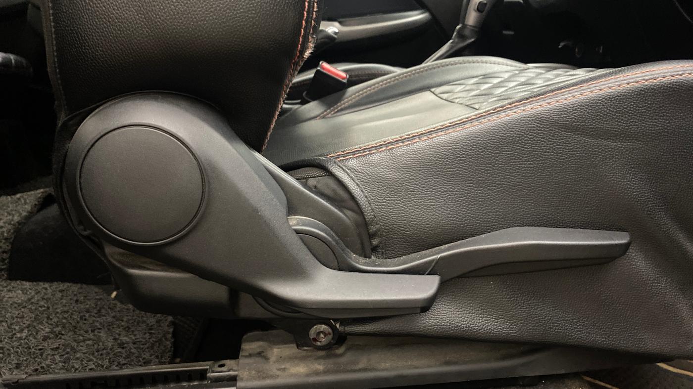 2021 Maruti Baleno ZETA CVT PETROL 1.2, Petrol, Automatic, 85,547 km, Driver Side Adjustment Panel