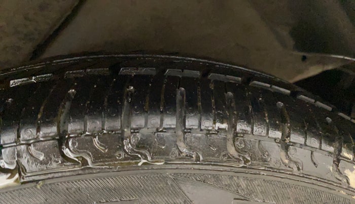 2013 Hyundai i10 SPORTZ 1.2, Petrol, Manual, 44,244 km, Left Rear Tyre Tread