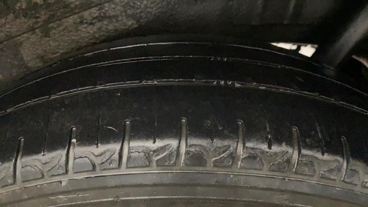 2018 Maruti Wagon R 1.0 VXI, Petrol, Manual, 48,523 km, Left Rear Tyre Tread