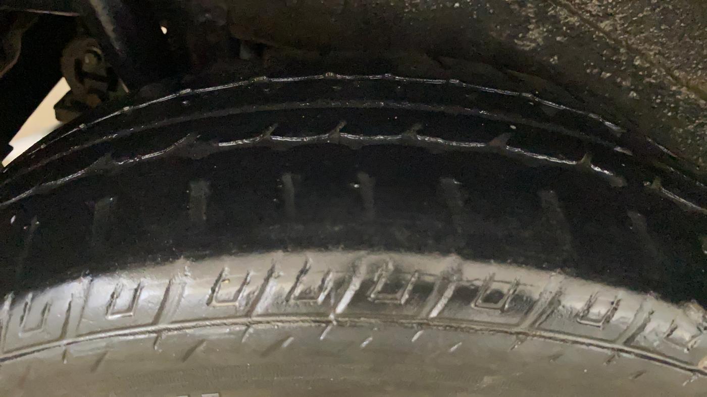 2018 Maruti Wagon R 1.0 VXI, Petrol, Manual, 48,523 km, Right Rear Tyre Tread
