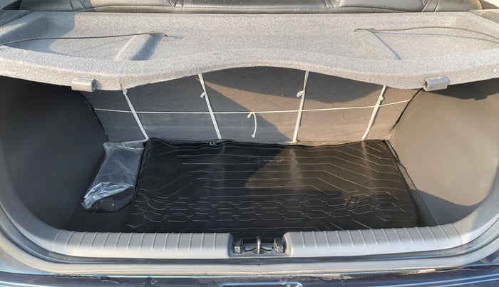 2021 Hyundai GRAND I10 NIOS SPORTZ AMT 1.2 KAPPA VTVT, Petrol, Automatic, 30,399 km, Boot Inside