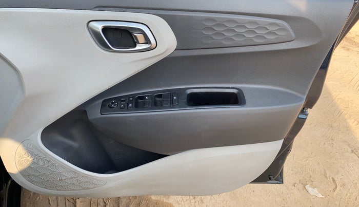 2021 Hyundai GRAND I10 NIOS SPORTZ AMT 1.2 KAPPA VTVT, Petrol, Automatic, 30,399 km, Driver Side Door Panels Control