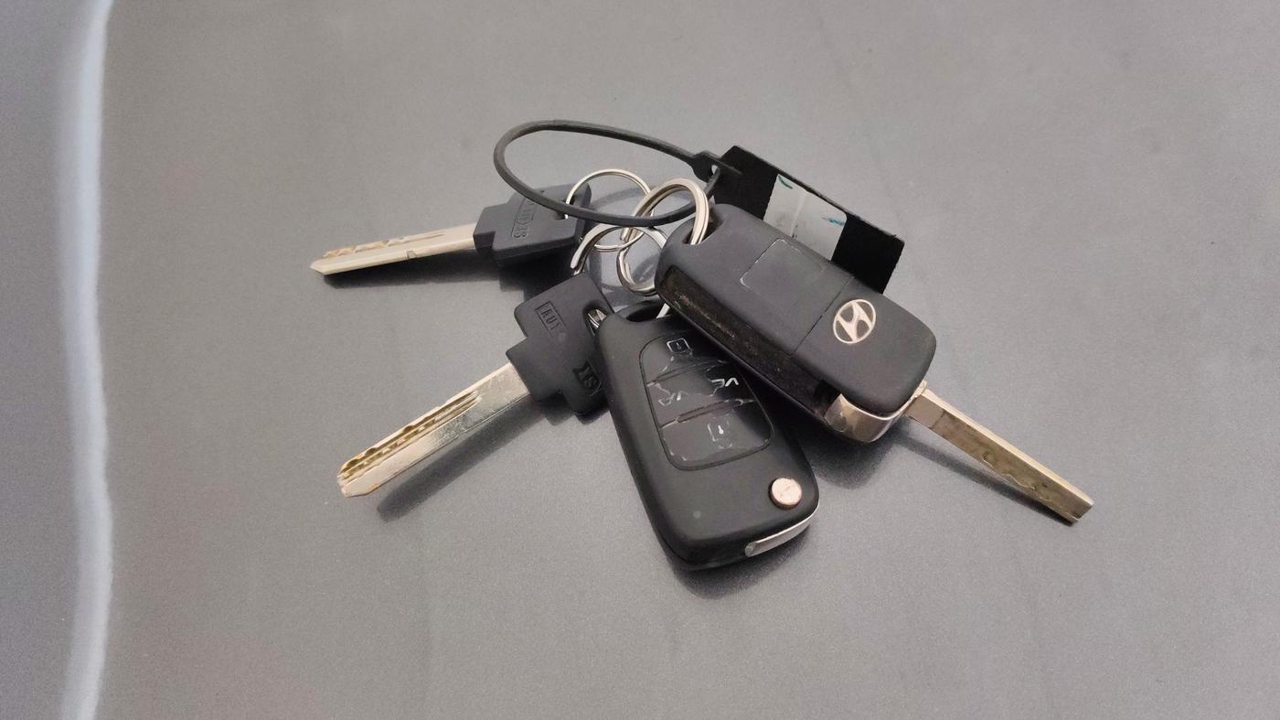 2013 Hyundai Verna FLUIDIC 1.6 VTVT SX, Petrol, Manual, 59,880 km, Key Close Up