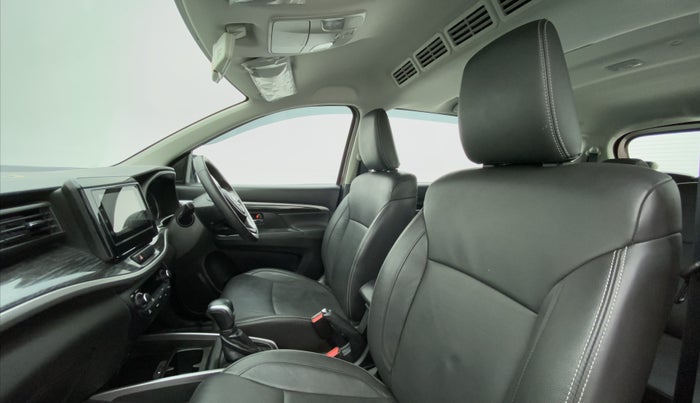 2021 Maruti XL6 ALPHA AT SHVS, Petrol, Automatic, 17,341 km, Right Side Front Door Cabin
