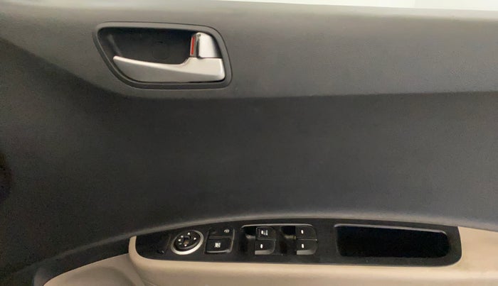 2015 Hyundai Xcent S 1.2, CNG, Manual, 78,071 km, Driver Side Door Panels Control