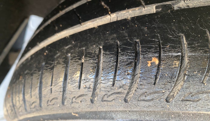 2020 Maruti Baleno DELTA PETROL 1.2, Petrol, Manual, 91,856 km, Right Rear Tyre Tread