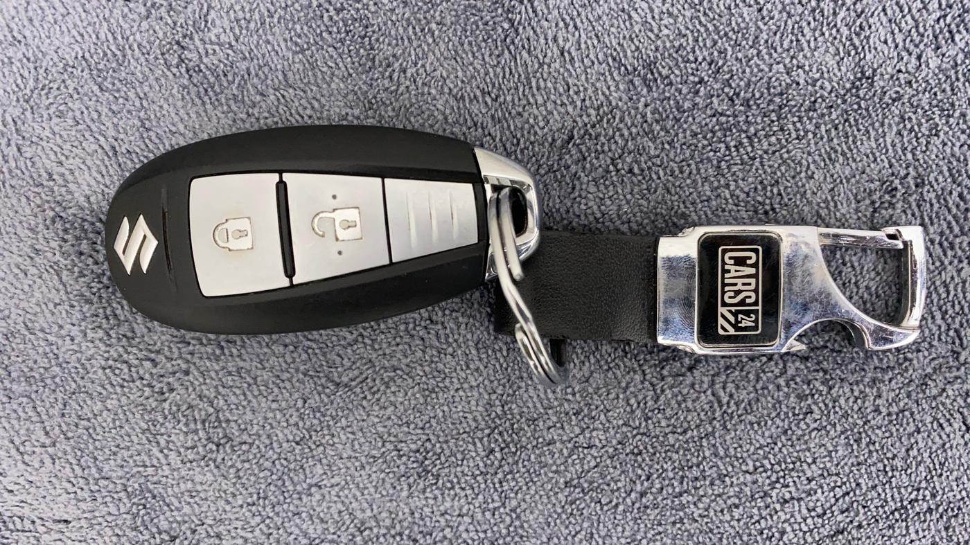 2016 Maruti Baleno ZETA PETROL 1.2, Petrol, Manual, 97,811 km, Key Close Up