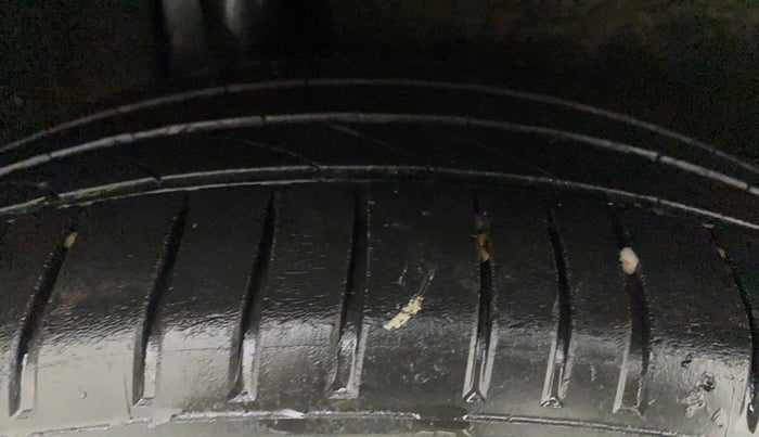 2016 Maruti Baleno ZETA PETROL 1.2, Petrol, Manual, 97,811 km, Right Rear Tyre Tread