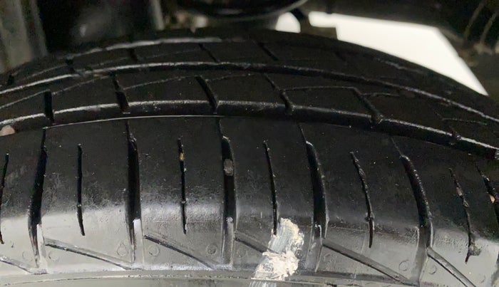 2019 Maruti Alto LXI, Petrol, Manual, 27,896 km, Left Rear Tyre Tread