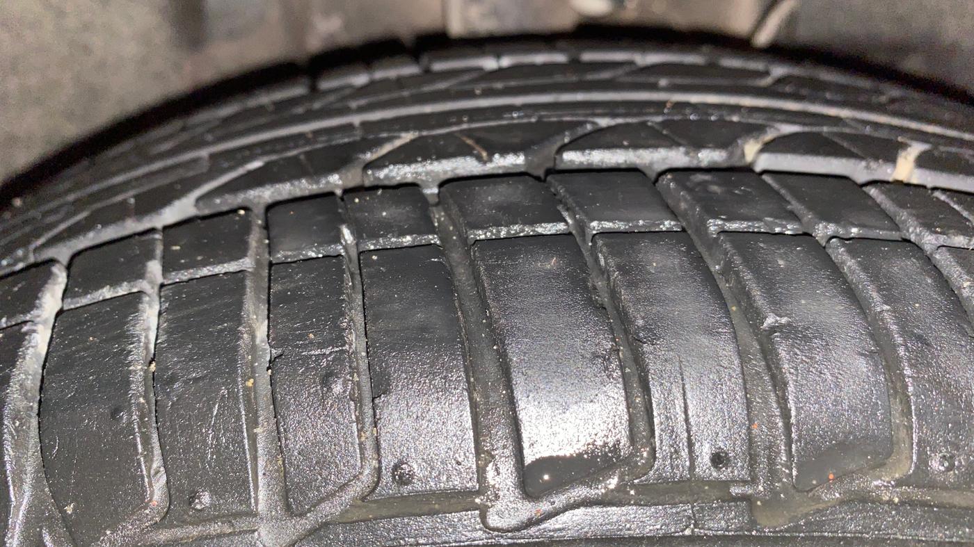 2020 Tata Tiago XZA PLUS PETROL, Petrol, Automatic, 18,579 km, Right Front Tyre Tread