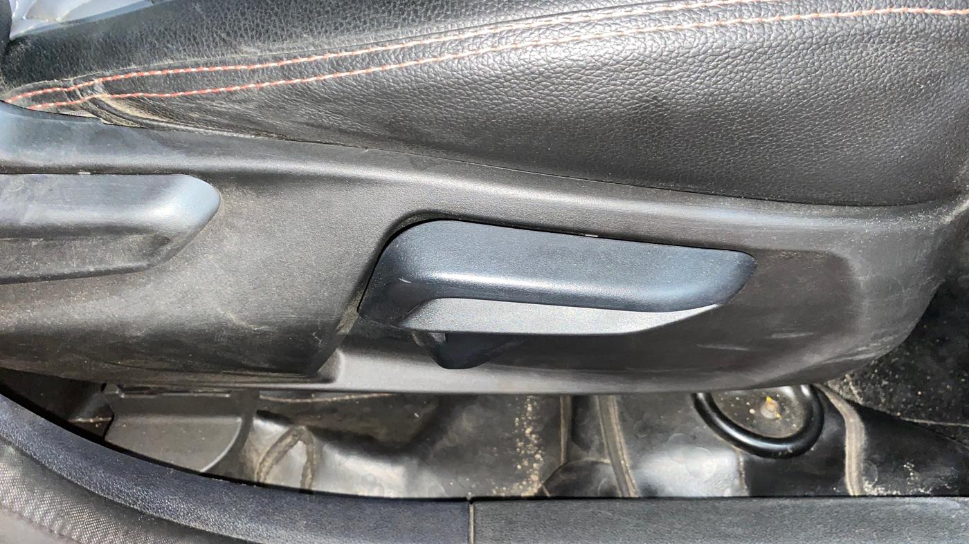 2020 Tata Tiago XZA PLUS PETROL, Petrol, Automatic, 18,579 km, Driver Side Adjustment Panel