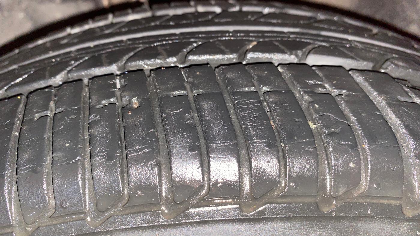 2020 Tata Tiago XZA PLUS PETROL, Petrol, Automatic, 18,579 km, Left Front Tyre Tread