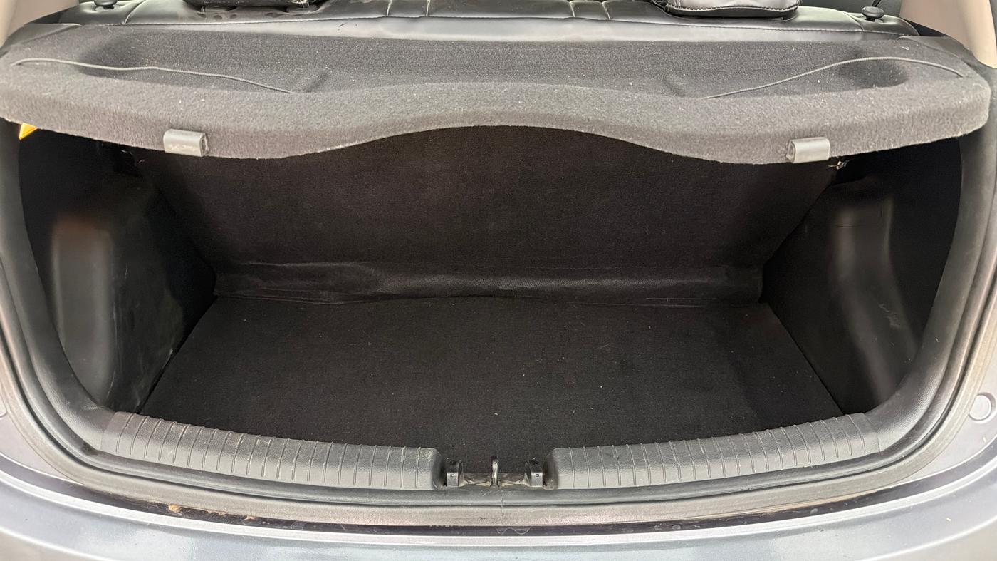 2018 Hyundai Grand i10 ASTA 1.2 KAPPA VTVT, Petrol, Manual, 46,806 km, Boot Inside