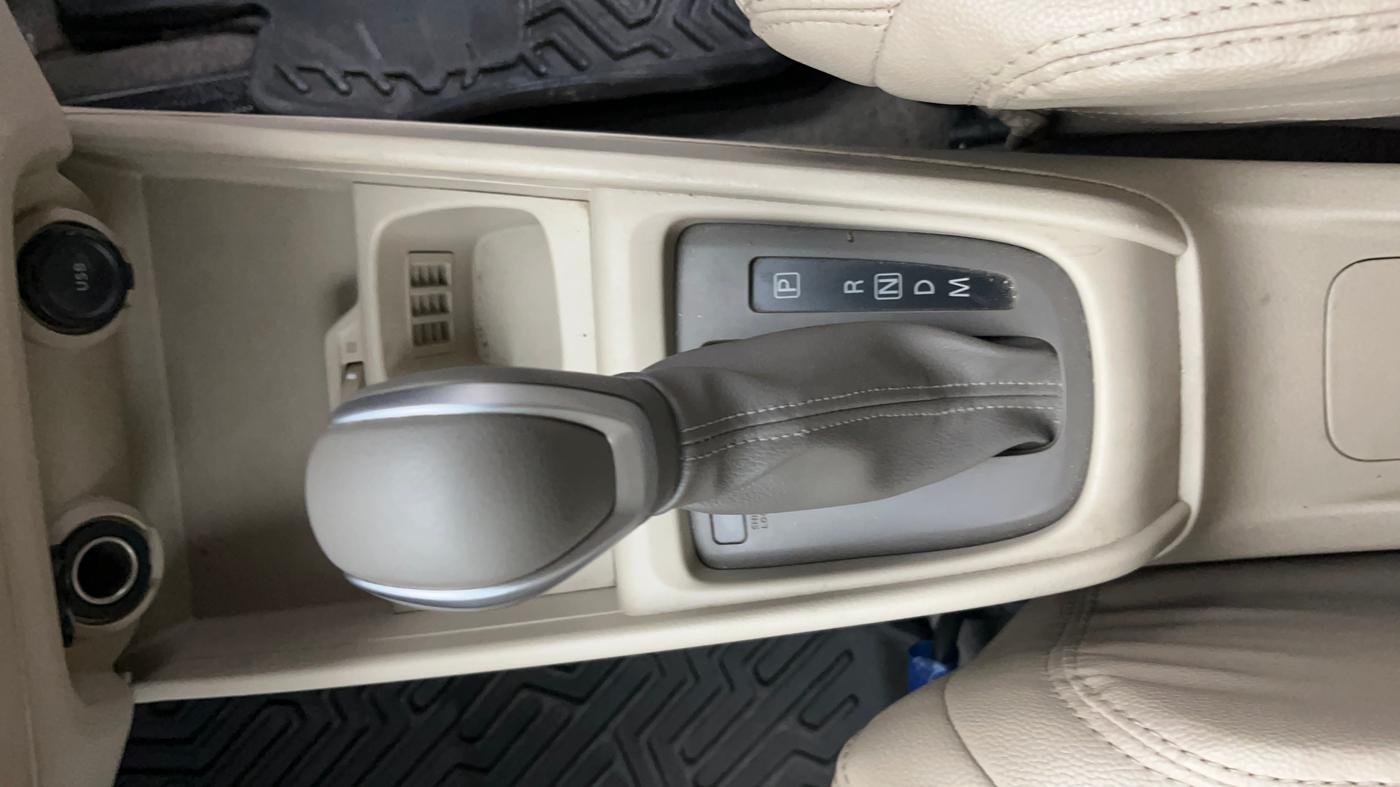 2022 Maruti Ertiga ZXI+ AT SHVS, Petrol, Automatic, 33,804 km, Gear Lever