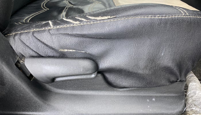 2020 Maruti Vitara Brezza VXI, Petrol, Manual, 53,238 km, Driver Side Adjustment Panel