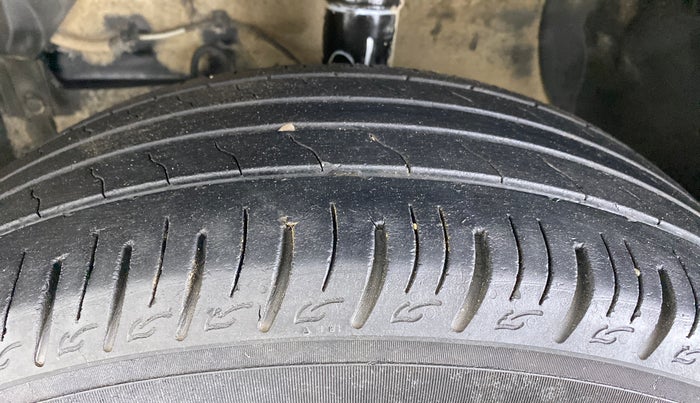 2020 Maruti Vitara Brezza VXI, Petrol, Manual, 53,238 km, Left Front Tyre Tread
