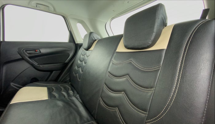 2020 Maruti Vitara Brezza VXI, Petrol, Manual, 53,238 km, Right Side Rear Door Cabin