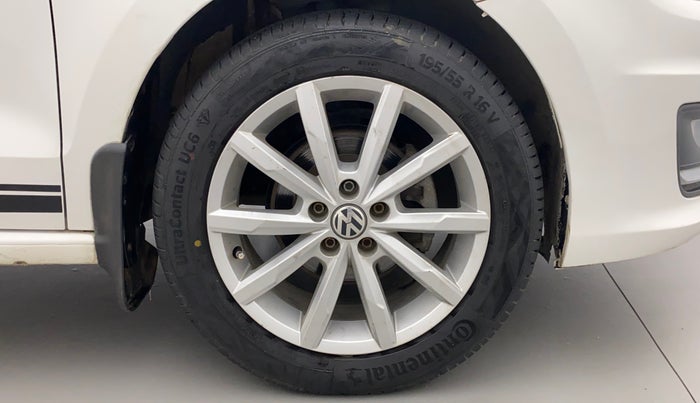 2018 Volkswagen Vento HIGHLINE PLUS 1.2 AT 16 ALLOY, Petrol, Automatic, 30,593 km, Right Front Wheel