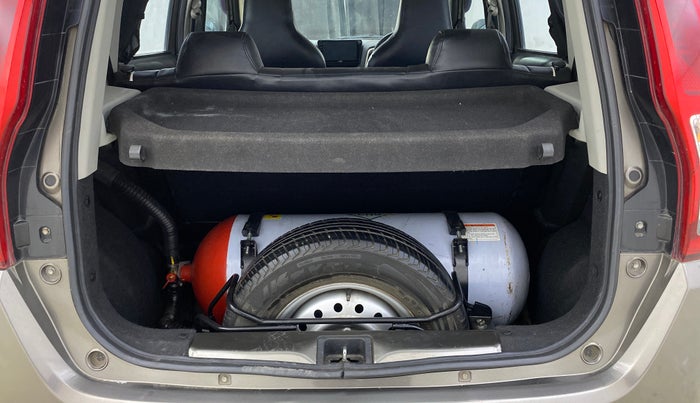 2021 Maruti New Wagon-R LXI CNG (O) 1.0, CNG, Manual, 43,516 km, Boot Inside