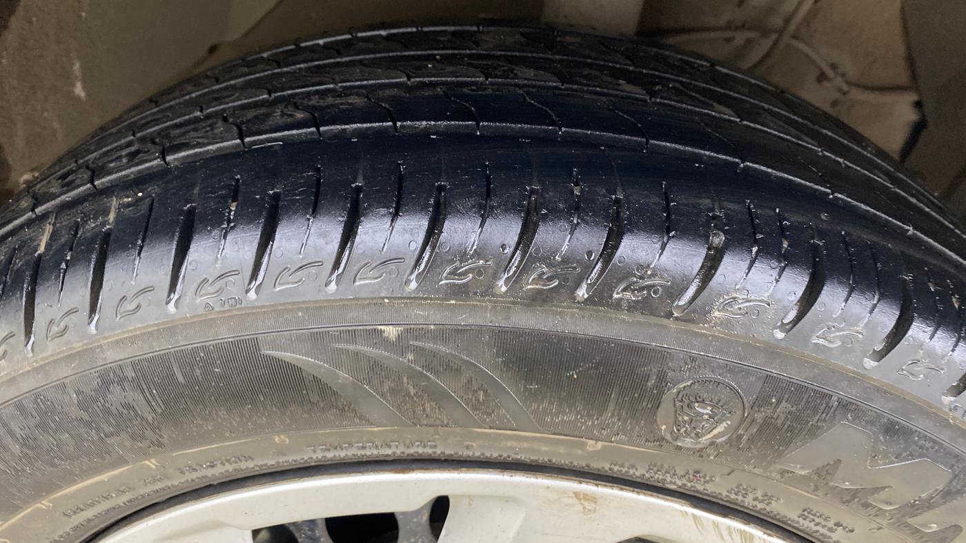 2020 Maruti Vitara Brezza VXI, Petrol, Manual, 30,586 km, Right Front Tyre Tread