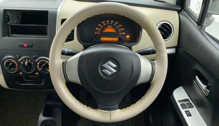 2018 Maruti Wagon R 1.0 LXI CNG, CNG, Manual, 35,425 km, Steering Wheel Close Up