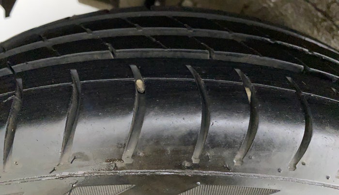 2018 Maruti Wagon R 1.0 LXI CNG, CNG, Manual, 35,425 km, Right Rear Tyre Tread