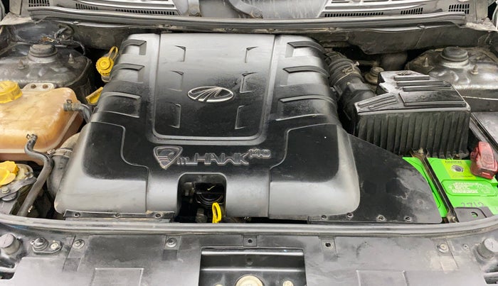 2014 Mahindra XUV500 W6, Diesel, Manual, 1,33,365 km, Open Bonet
