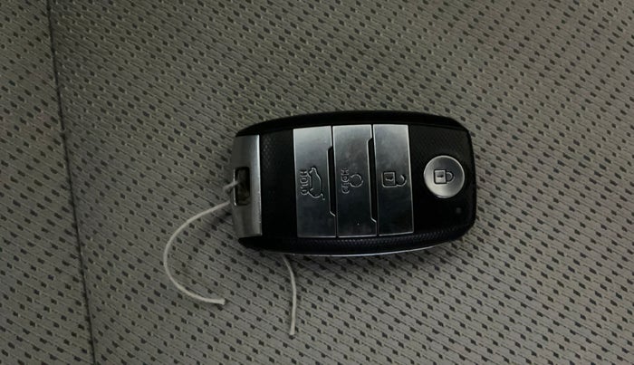 2022 KIA SELTOS HTK PLUS 1.5 IMT, Petrol, Manual, 88,718 km, Key Close Up