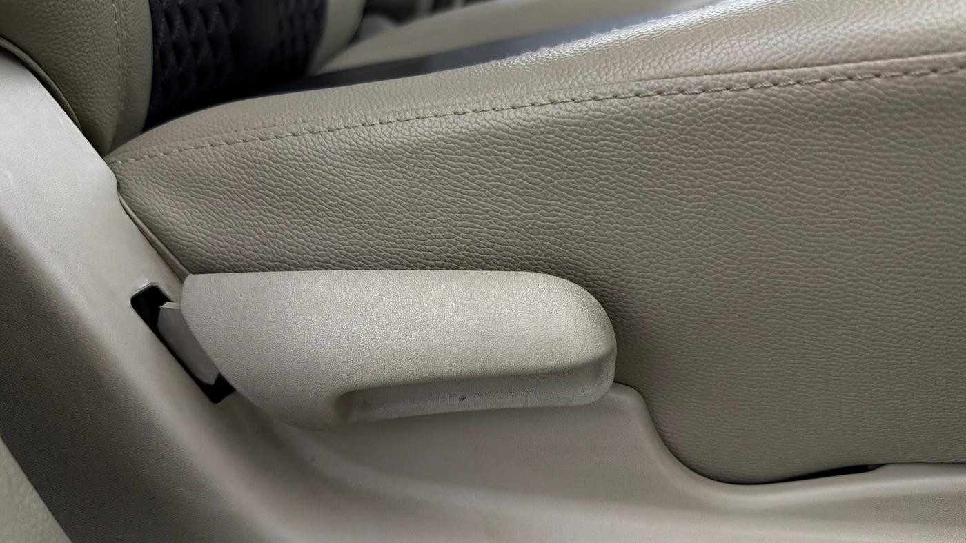 2019 Maruti Celerio VXI AMT, Petrol, Automatic, 69,304 km, Driver Side Adjustment Panel