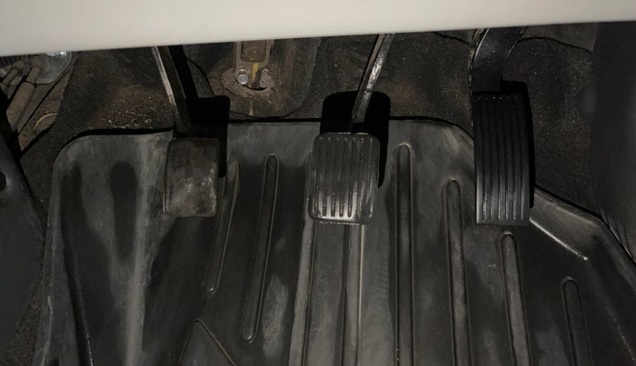 2022 Hyundai GRAND I10 NIOS SPORTZ 1.2 KAPPA VTVT CNG, CNG, Manual, 84,030 km, Pedals