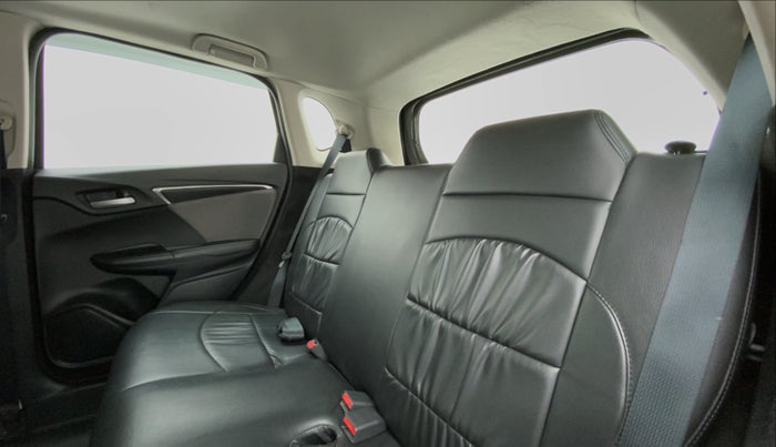 2018 Honda WR-V 1.2 i-VTEC VX MT, Petrol, Manual, 31,032 km, Right Side Rear Door Cabin