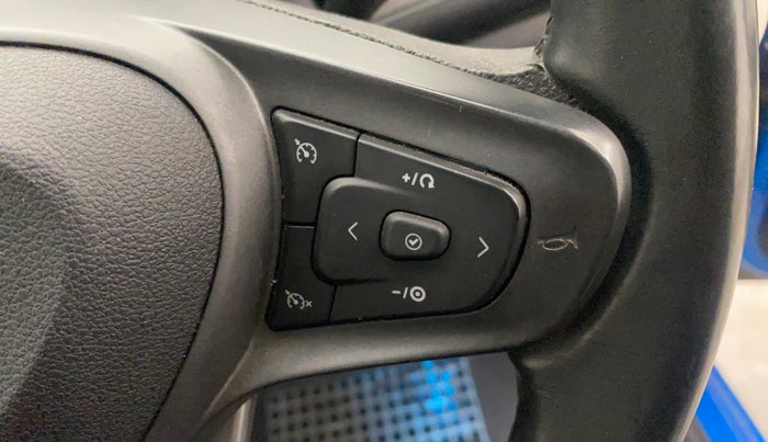 2022 Tata ALTROZ XZ PETROL, Petrol, Manual, 17,462 km, Adaptive Cruise Control
