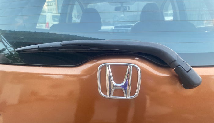 2017 Honda WR-V 1.2L I-VTEC VX MT, CNG, Manual, 1,04,053 km, Rear Wiper