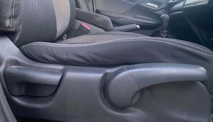 2017 Honda WR-V 1.2L I-VTEC VX MT, CNG, Manual, 1,04,053 km, Driver Side Adjustment Panel