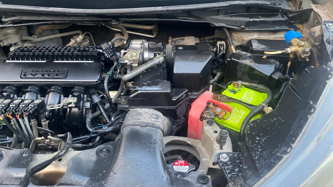 2017 Honda WR-V 1.2L I-VTEC VX MT, CNG, Manual, 1,04,081 km, Engine View - Left