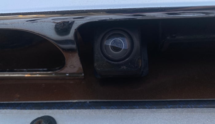 2017 Honda WR-V 1.2L I-VTEC VX MT, CNG, Manual, 1,04,053 km, Parking Camera