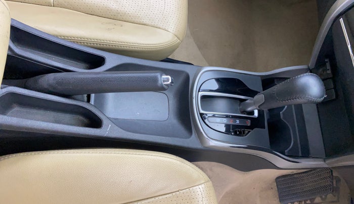 2019 Honda City 1.5L I-VTEC ZX CVT, Petrol, Automatic, 76,640 km, Gear Lever