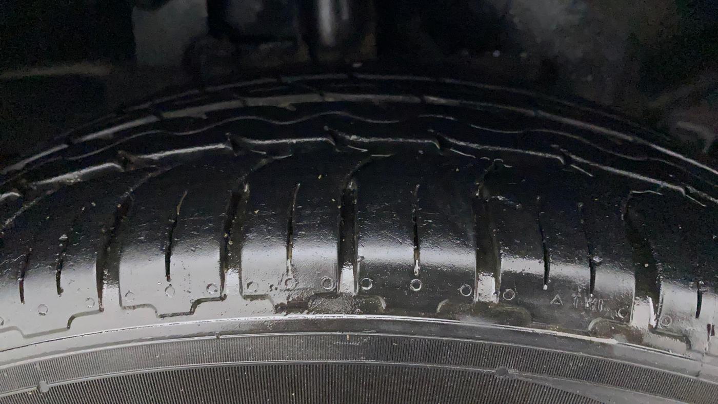 2020 Ford Ecosport TITANIUM 1.5L DIESEL, Diesel, Manual, 85,828 km, Right Front Tyre Tread