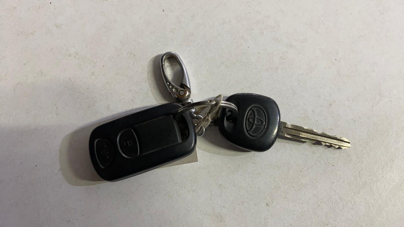 2014 Toyota Etios CROSS 1.2 G, Petrol, Manual, 49,998 km, Key Close Up