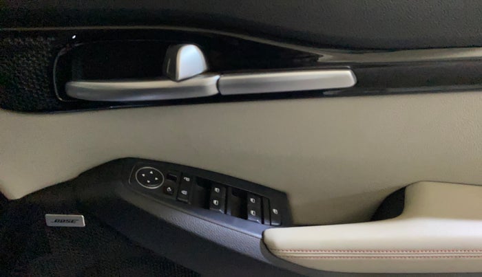 2019 KIA SELTOS GTX PLUS AT 1.5 DIESEL, Diesel, Automatic, 60,975 km, Driver Side Door Panels Control