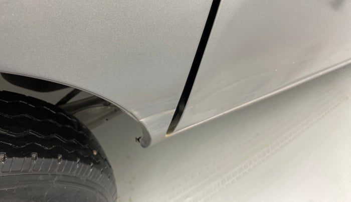 2019 Maruti Eeco 5 STR WITH A/C+HTR, Petrol, Manual, 28,172 km, Right quarter panel - Slightly dented