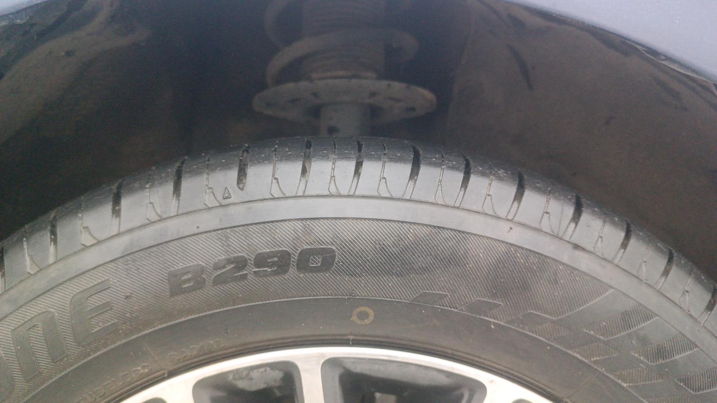 2020 Maruti Dzire ZXI Plus, Petrol, Manual, 63,066 km, Right Front Tyre Tread