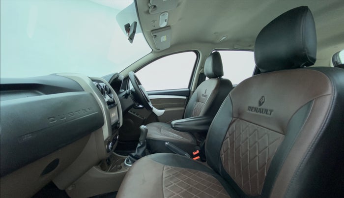 2018 Renault Duster RXZ 85 PS DIESEL, Diesel, Manual, 63,127 km, Right Side Front Door Cabin