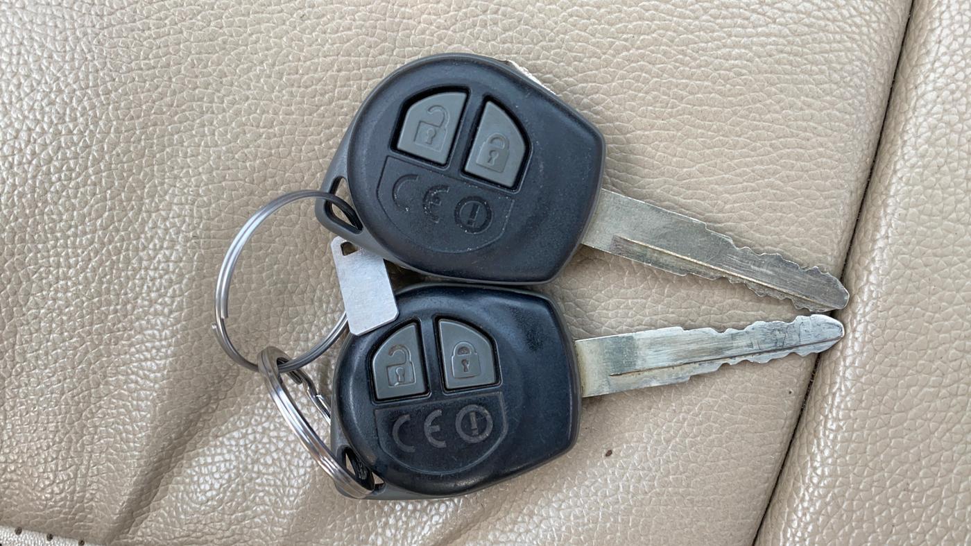 2023 Maruti Dzire VXI, Petrol, Manual, 78,947 km, Key Close Up